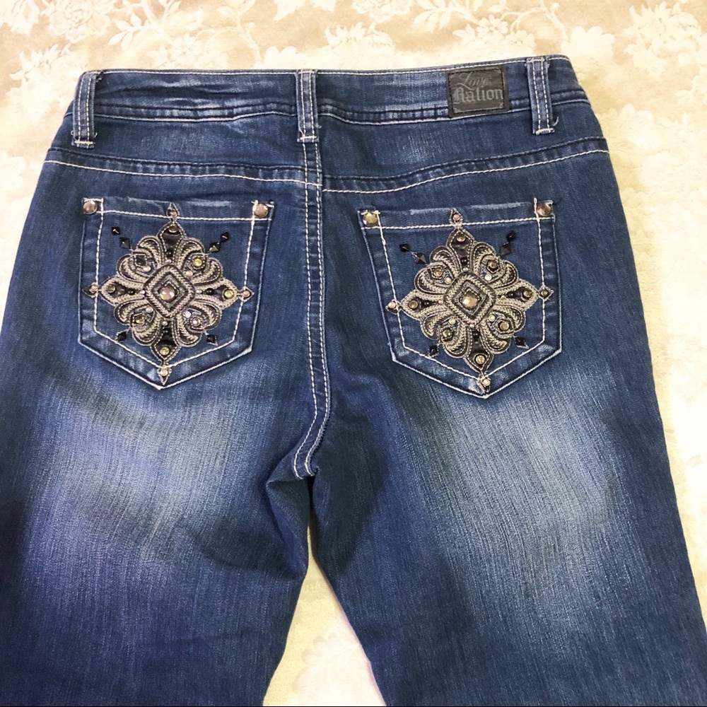 Love Nation | Size 8 Capris Embellished Pocket Jea